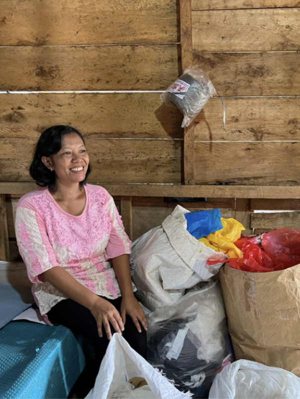 One of Recycling Village's empowered worker.